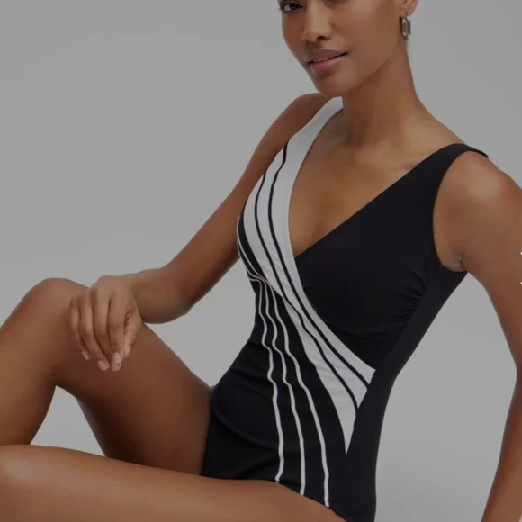 Black and White Striped Swimsuit - Picture 4 of 7